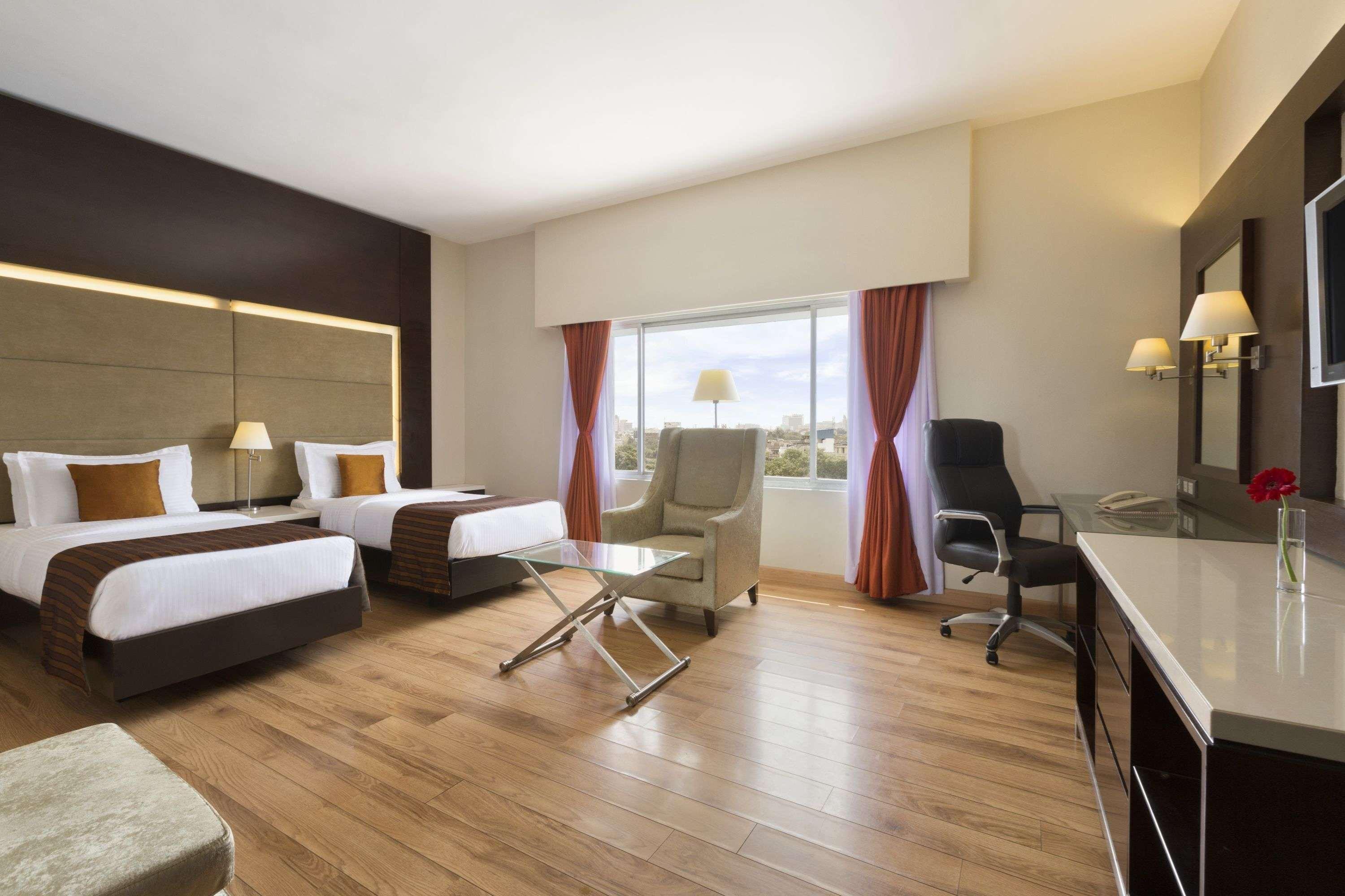 Ramada By Wyndham Chennai Egmore ภายนอก รูปภาพ