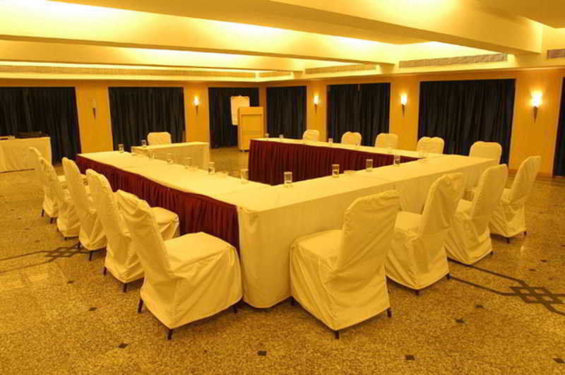 Ramada By Wyndham Chennai Egmore ภายนอก รูปภาพ