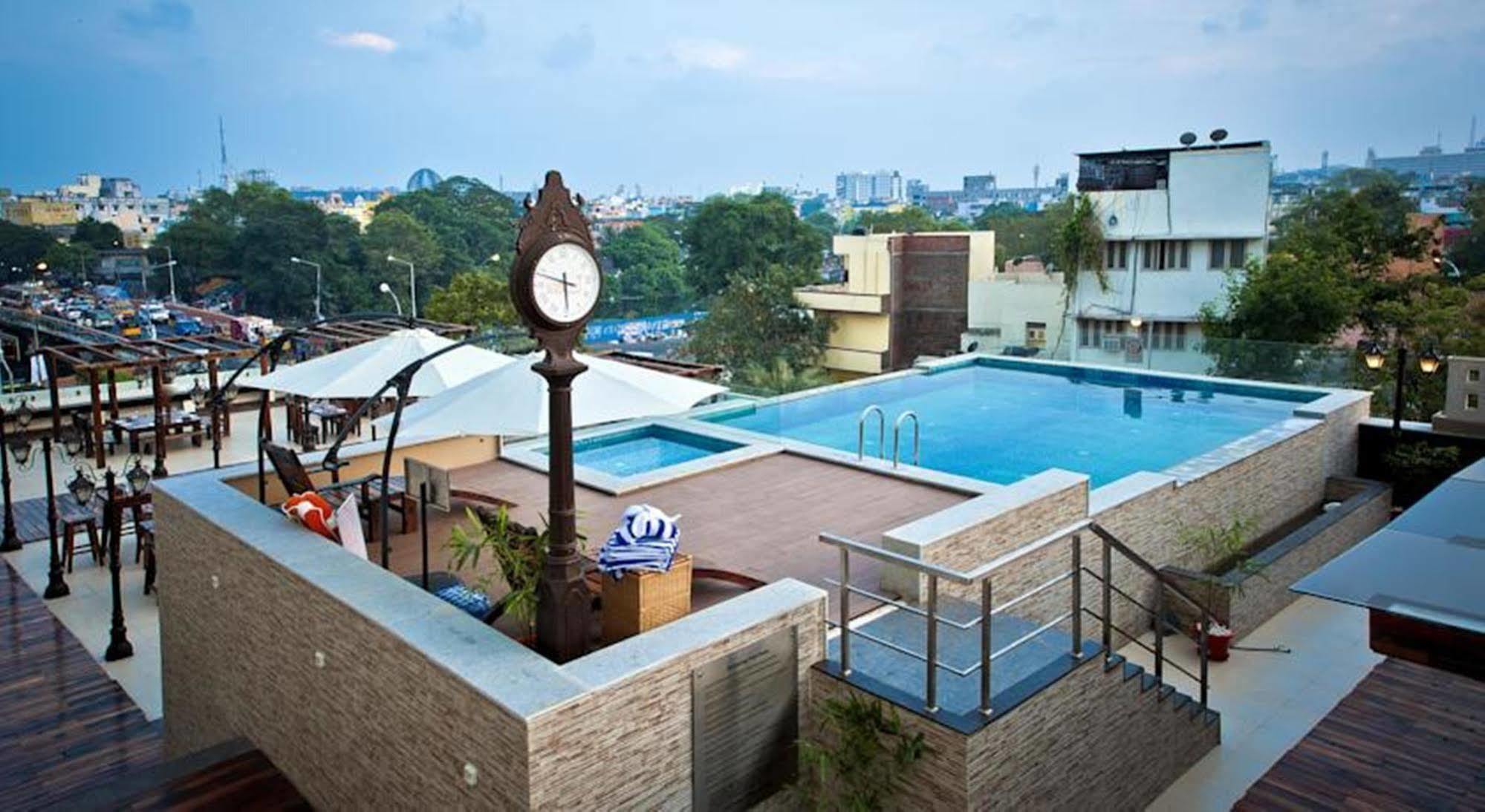 Ramada By Wyndham Chennai Egmore ภายนอก รูปภาพ