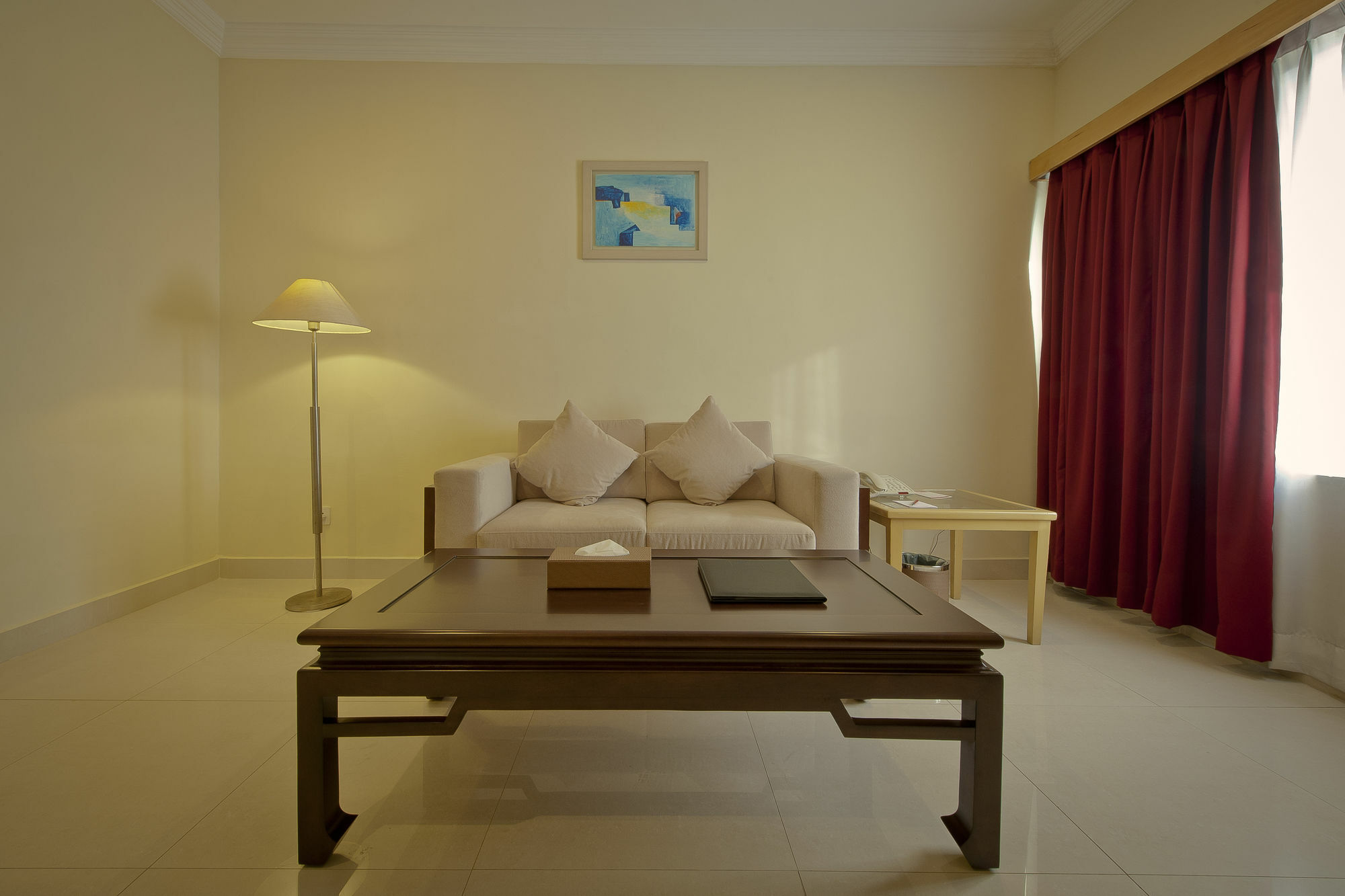 Ramada By Wyndham Chennai Egmore ภายนอก รูปภาพ
